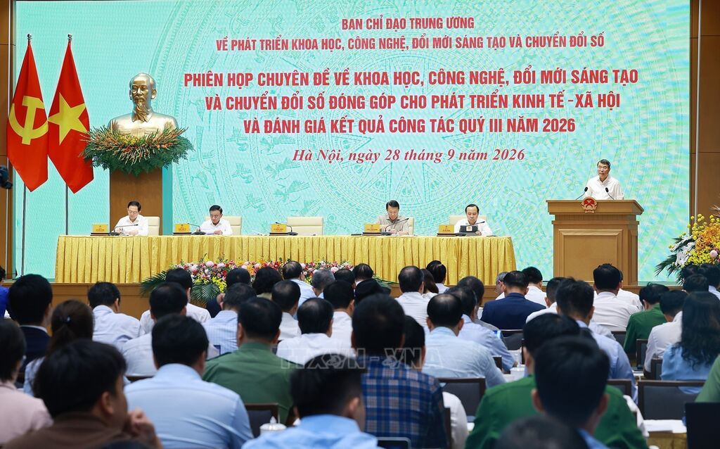 Thủ tướng chủ trì phiên họp chuyên đề về khoa học, công nghệ, đổi mới sáng tạo và chuyển đổi số đóng góp cho phát triển kinh tế - xã hội